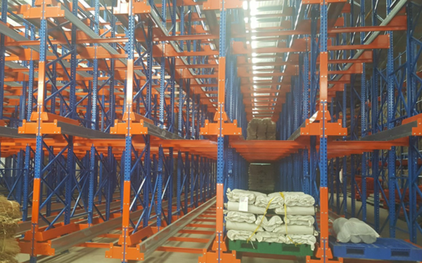  Lựa mua kệ chứa hàng tải trọng nặng để đảm bảo lưu kho số lượng lớn