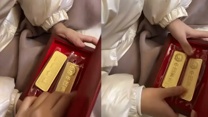Bé gái mầm non được bạn trai cùng lớp tặng 2 thỏi vàng 100 gram. (Ảnh: Baidu)