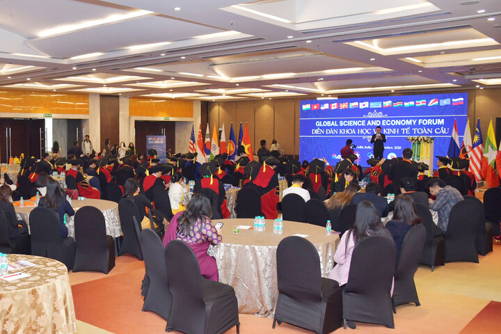 Sự kiện đang diễn ra với nhiều hoạt động kết nối giao thương, giao lưu văn hóa hai nước Việt Nam - Ấn Độ.