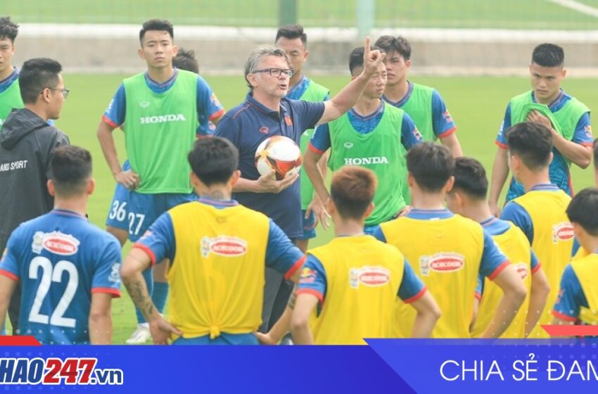  Chưa tập trung, một sao ĐT Việt Nam đã nguy cơ lỡ Asian Cup