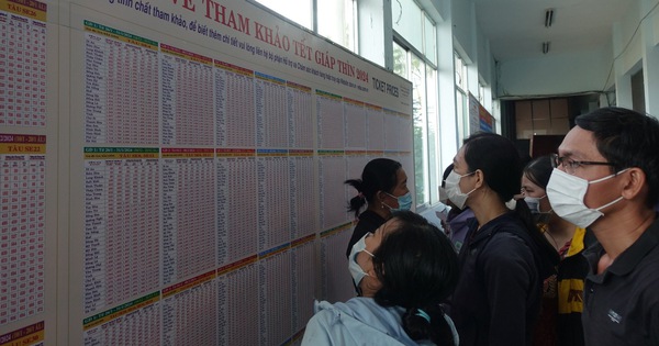  Tin tức sáng 27-12: Thêm 3.000 vé tàu Tết; Việt Nam thu hút hơn 36,6 tỉ USD thêm tiền để phát triển nước ngoài